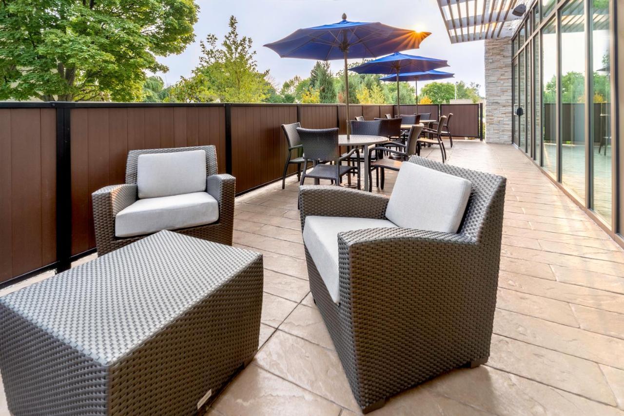 Express & - Milwaukee By Ihg 3* West Allis