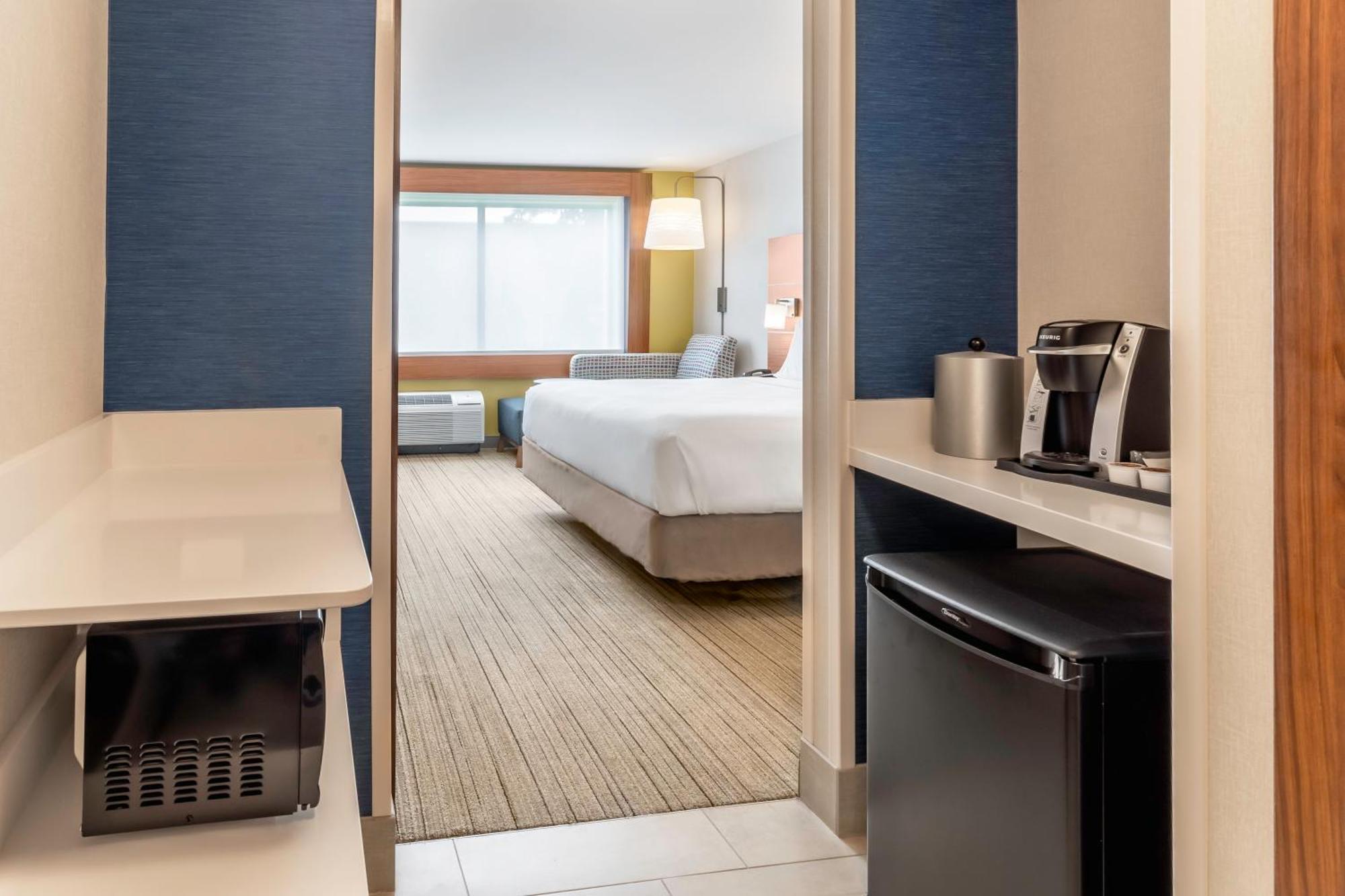 Express & - Milwaukee By Ihg Hotel 3*